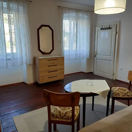 Mare - Beachfront Apartamento *
