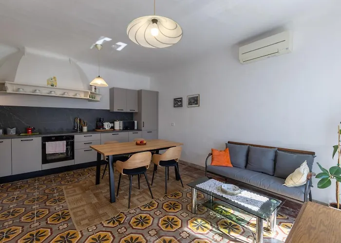 Apartment Mare - Beachfront *